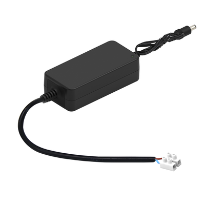 Convertidor de Voltaje con Aislador de 15-30 Vcc a 12 Vcc   3 Amp Max.