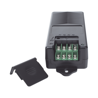 Fuente de Alimentación de 4 Salidas de 11 - 15 Vcc   5 Amper    Voltaje de Entrada 110- 240 Vac   Fusible Termico PTC Integrado para Protección   Salida de Voltaje Inteligente hasta 3 Amper por Salida