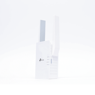 Repetidor   Extensor de Cobertura WiFi AX 1500 Mbps, doble banda 2.4 GHz y 5 GHz, con 1 puerto 10 100 1000 Mbps